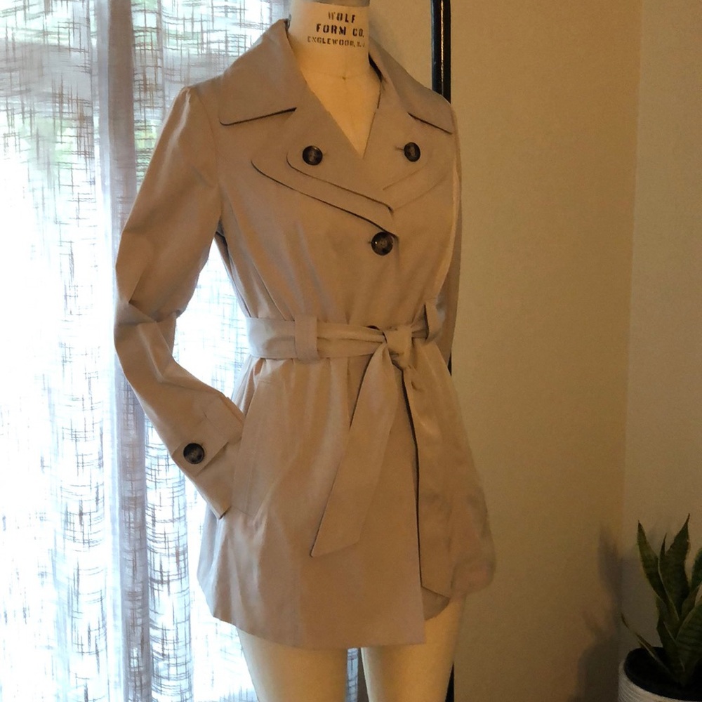 Trench coat
